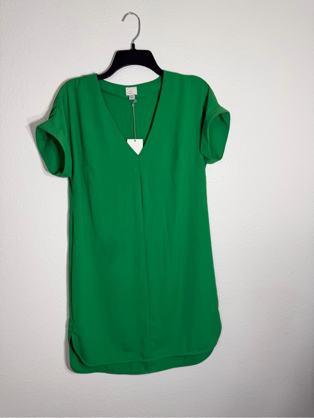 a new day Green V-Neck Short Sleeve Tunic